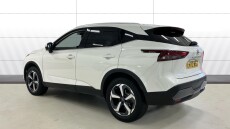 Nissan Qashqai 1.3 DiG-T MH 158 N-Connecta 5dr Xtronic Petrol Hatchback